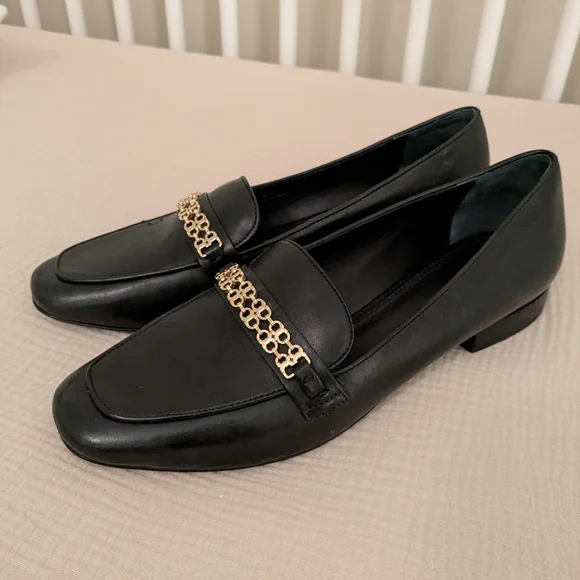 Tory Burch Gemini Elegant Black Loafers with Gold Accent Size 10.5 - Picture 1 of 6